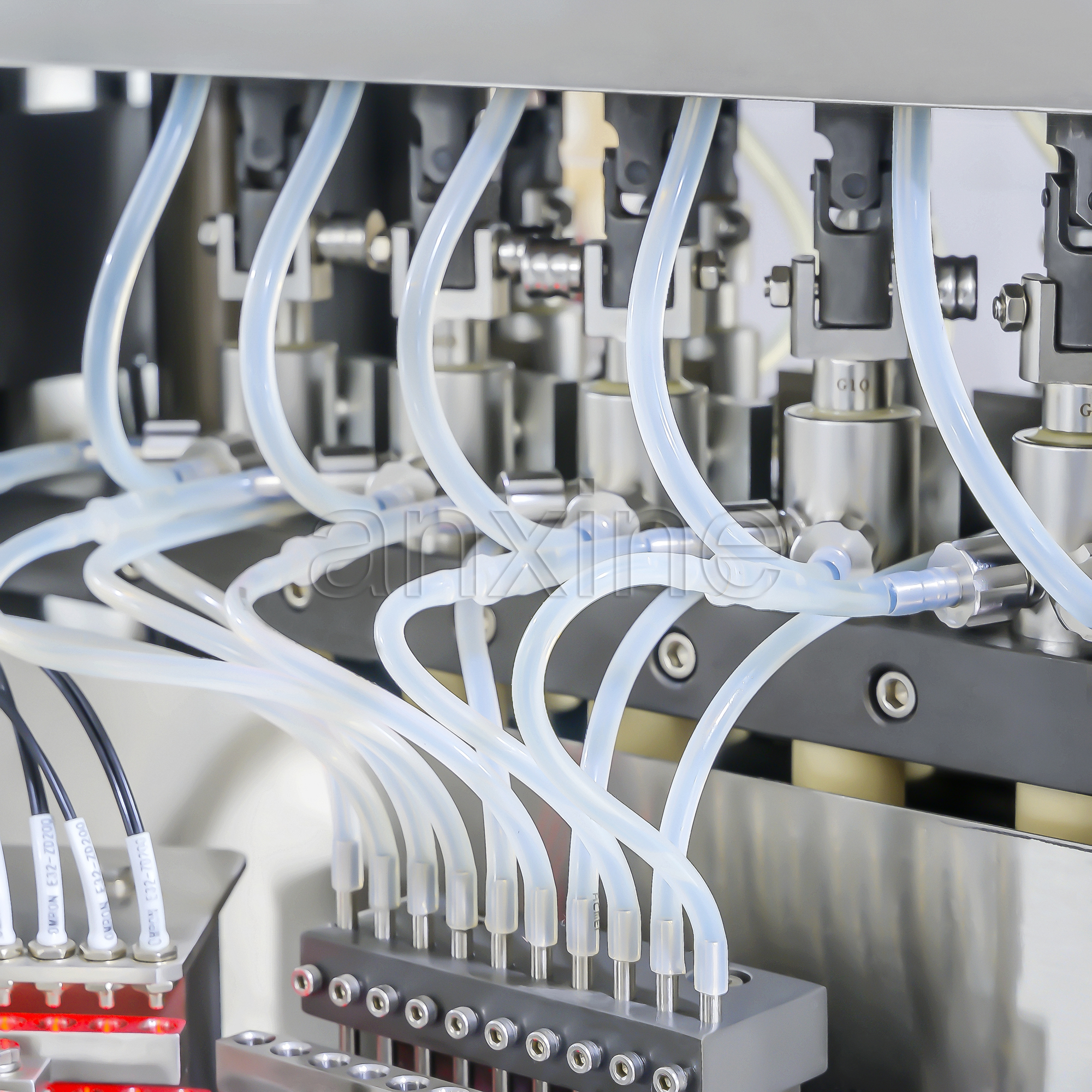 Automatic Liquid Capsule Filling Machine NJP-500L