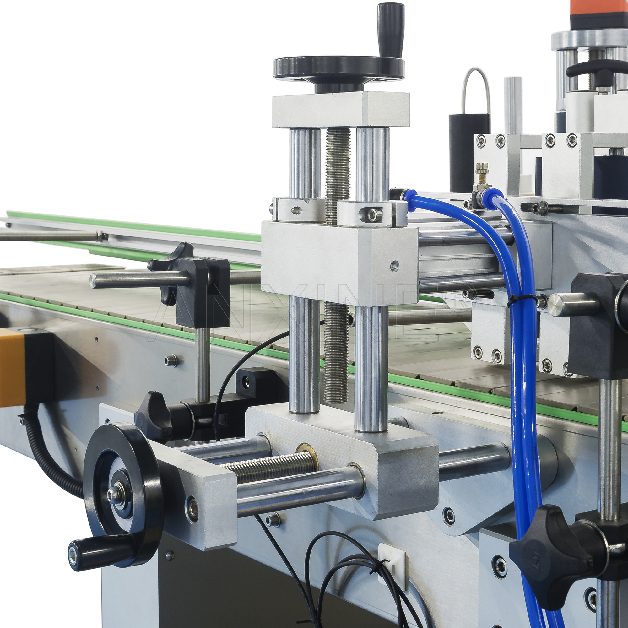 Vertical Labeling Machine NCT-21200