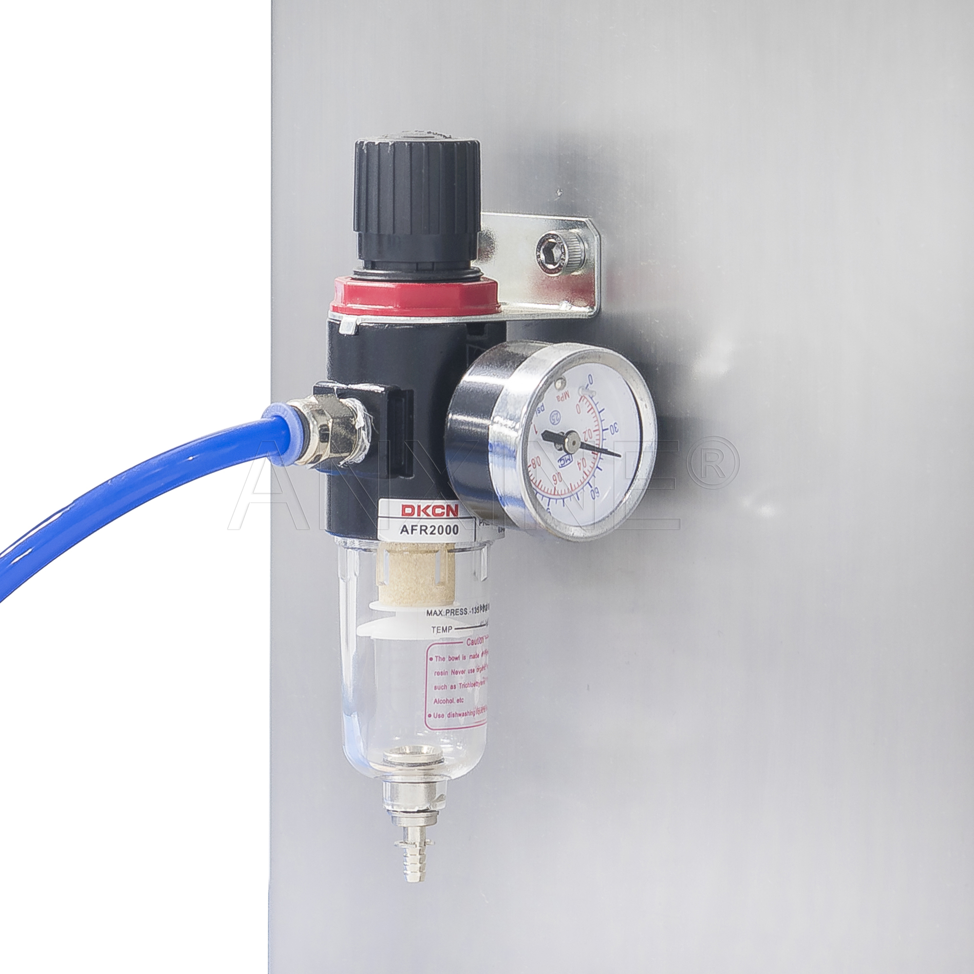 Self-adhesive Round Bottle Labeling Machine CED-TB201