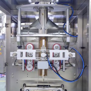 Versatile Vertical Packing Machine VFFS-520P