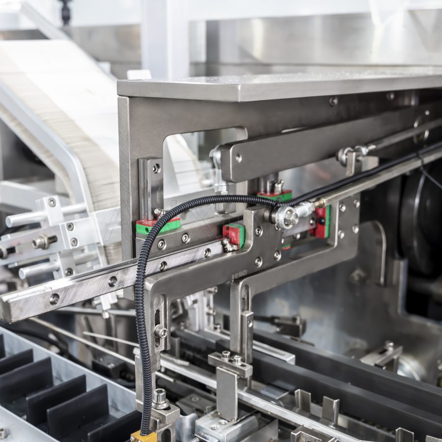 cartoning machine