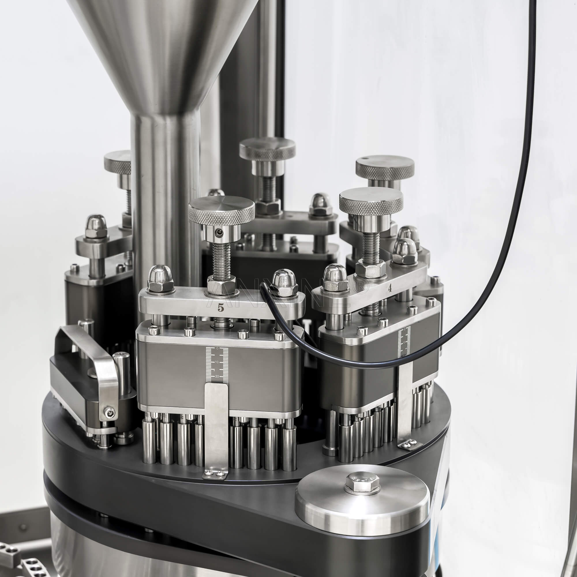 Automatic Capsule Filling Machine NJP-1200C